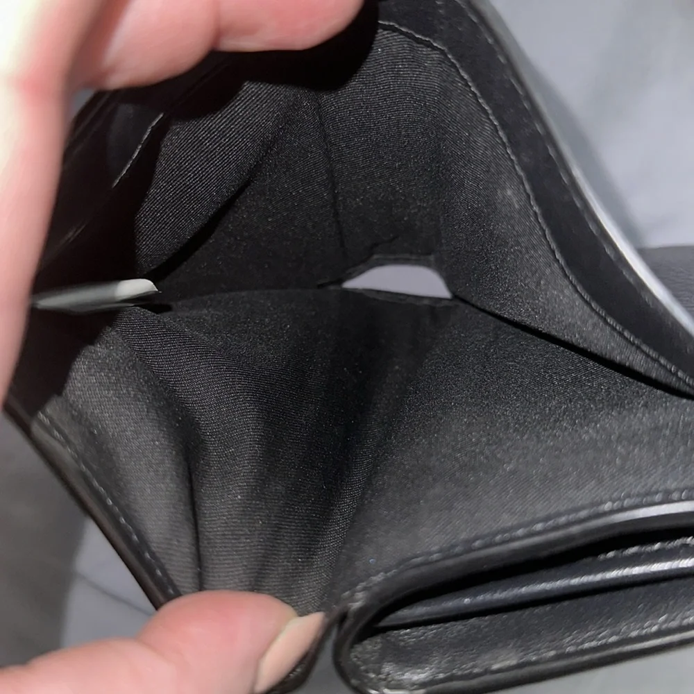 Marc Jacob’s leather wallet Euc - Picture 3 of 9